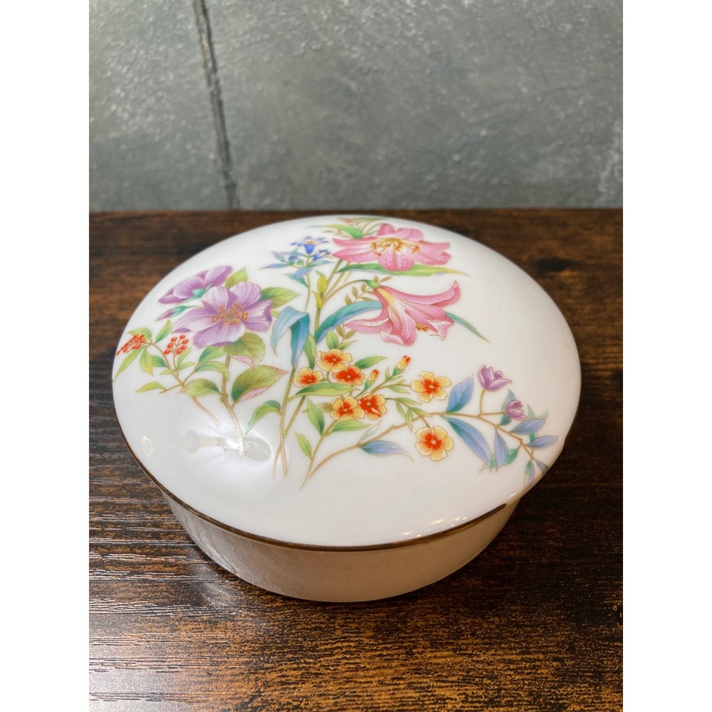 Flambro Imports Spring Fantasy Floral Ceramic Trinket Box Made in Japan Vintage